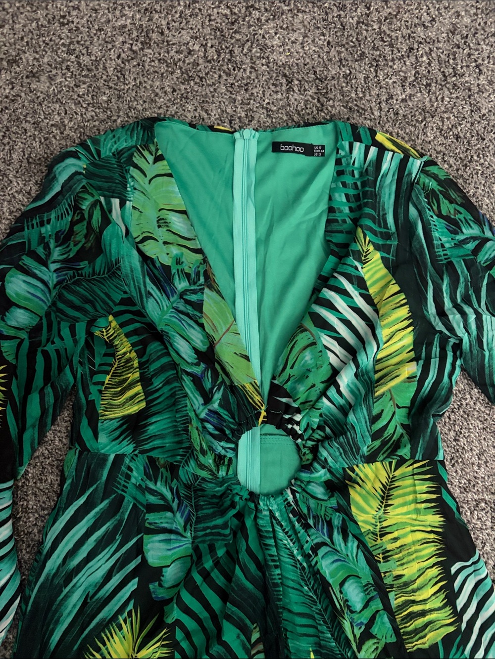 Boohoo Green Tropical Leaf Print Maxi Dress - Picture 3 of 7